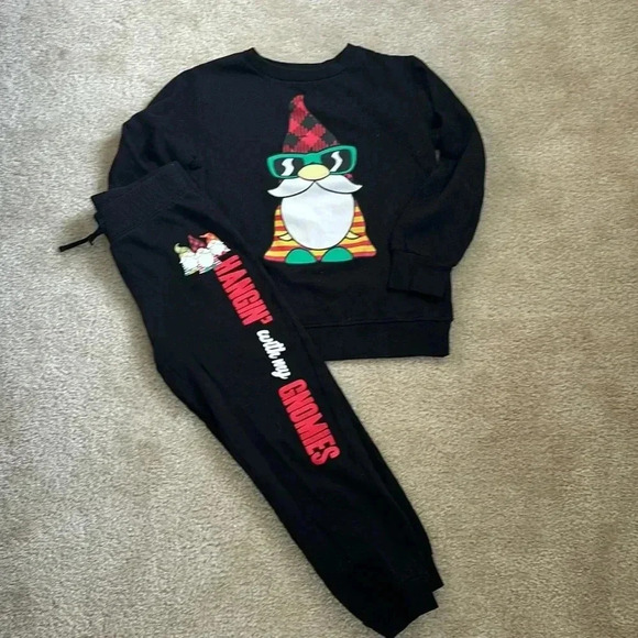 EUC Well Worn Sweatshirt & Pant Set - Picture 1 of 6